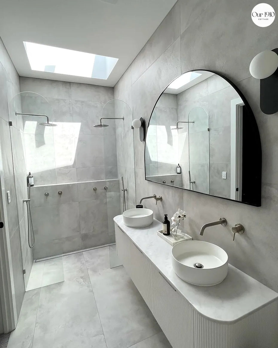 BONDI 1800MM SATIN WHITE FLUTED WALL HUNG CURVE VANITY
