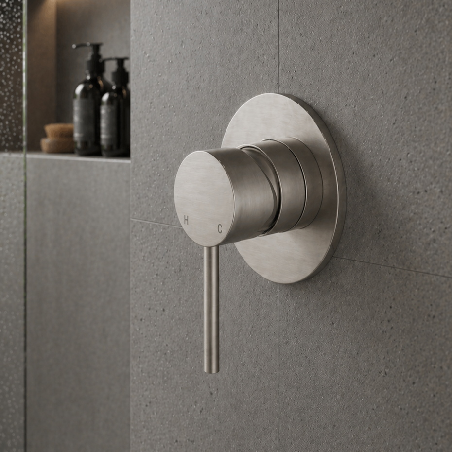 Luna Wall Mixer