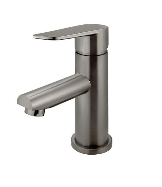 Round Paddle Basin Mixer