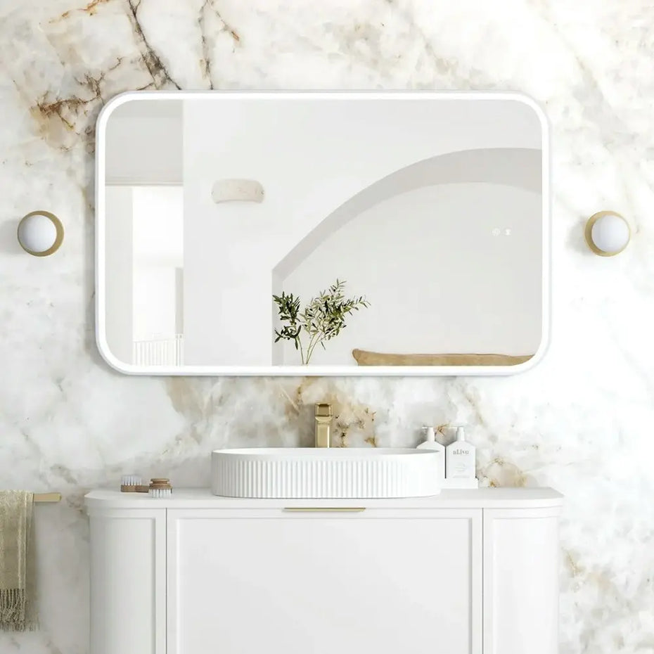 Otti Newport - Frontlit with Frame