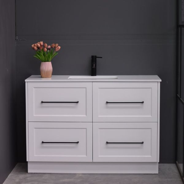 Lily 1200mm Hampton Shaker Style Freestanding Bathroom Vanity