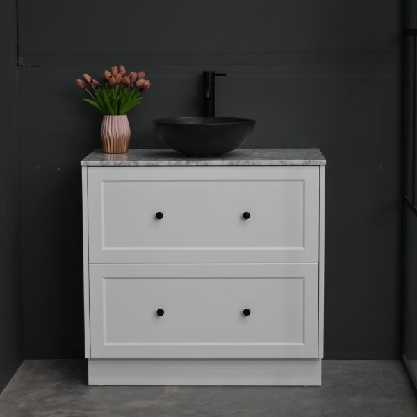 Lily 900mmHampton Shaker Style Freestanding Bathroom Vanity