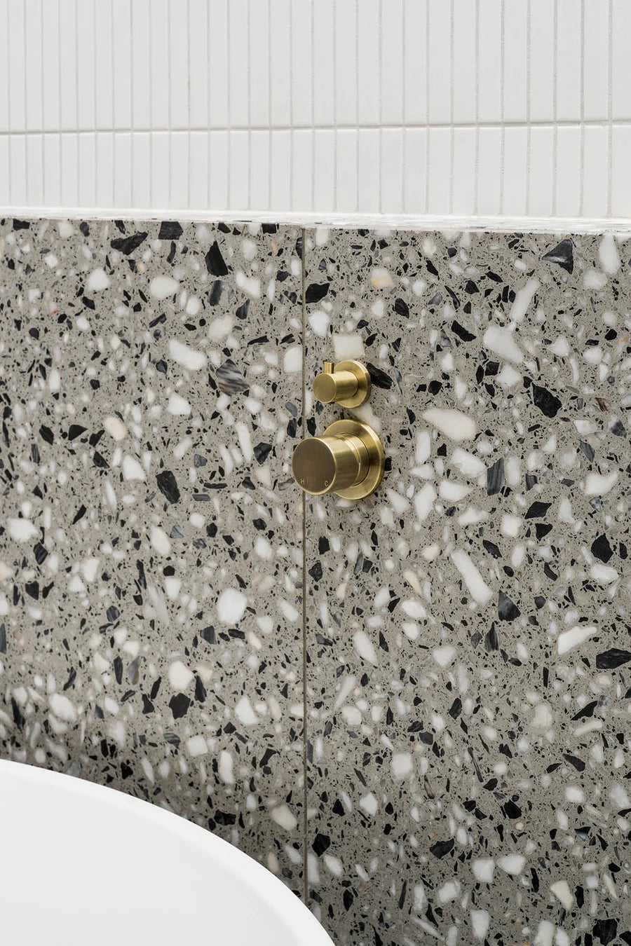 Round Diverter Mixer Pinless Handle Finish Kit