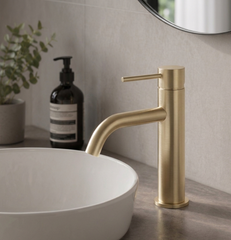 Luna Short Basin Mixer