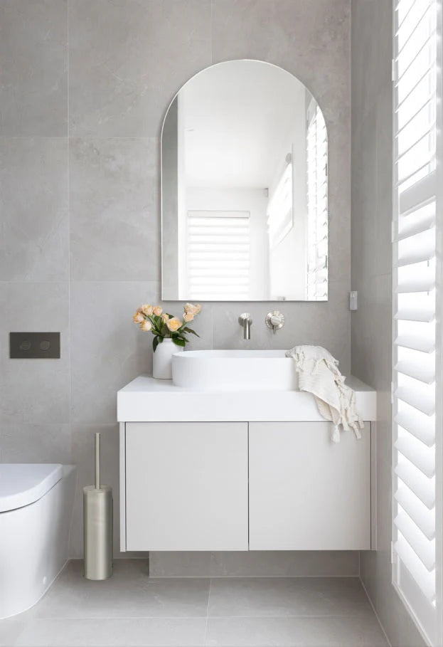 Round Toilet Brush and Holder