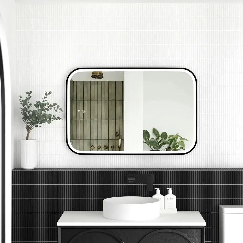 Otti Newport - Frontlit with Frame