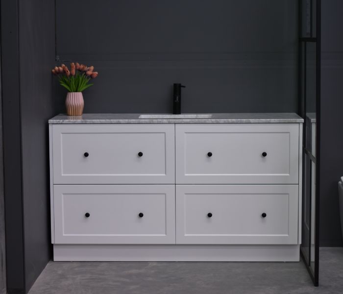 Lily 1500mm Hampton Shaker Style Freestanding Single Basin Bathroom Vanity