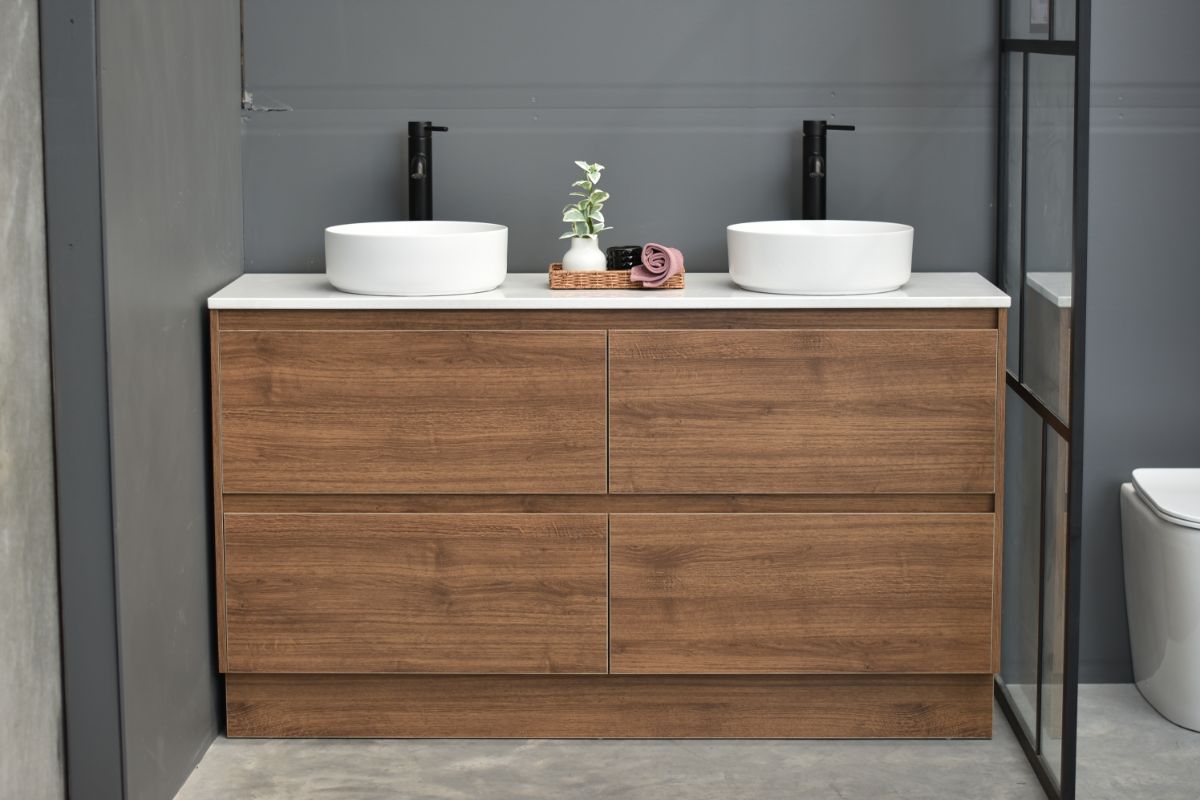 MEL 1500MM FREESTANDING MELAMINE TIMBER LOOK MODERN BATHROOM VANITY (FREE DELIVERY UNAVAILABLE ON CLEARANCE ITEMS)
