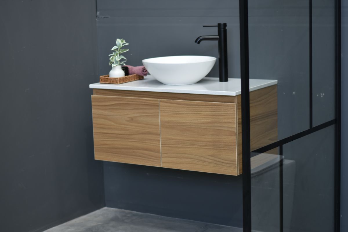 MALOO Sale 900mm Timber Look Wall Hung Bathroom Vanity (FREE DELIVERY UNAVAILABLE ON CLEARANCE ITEMS)