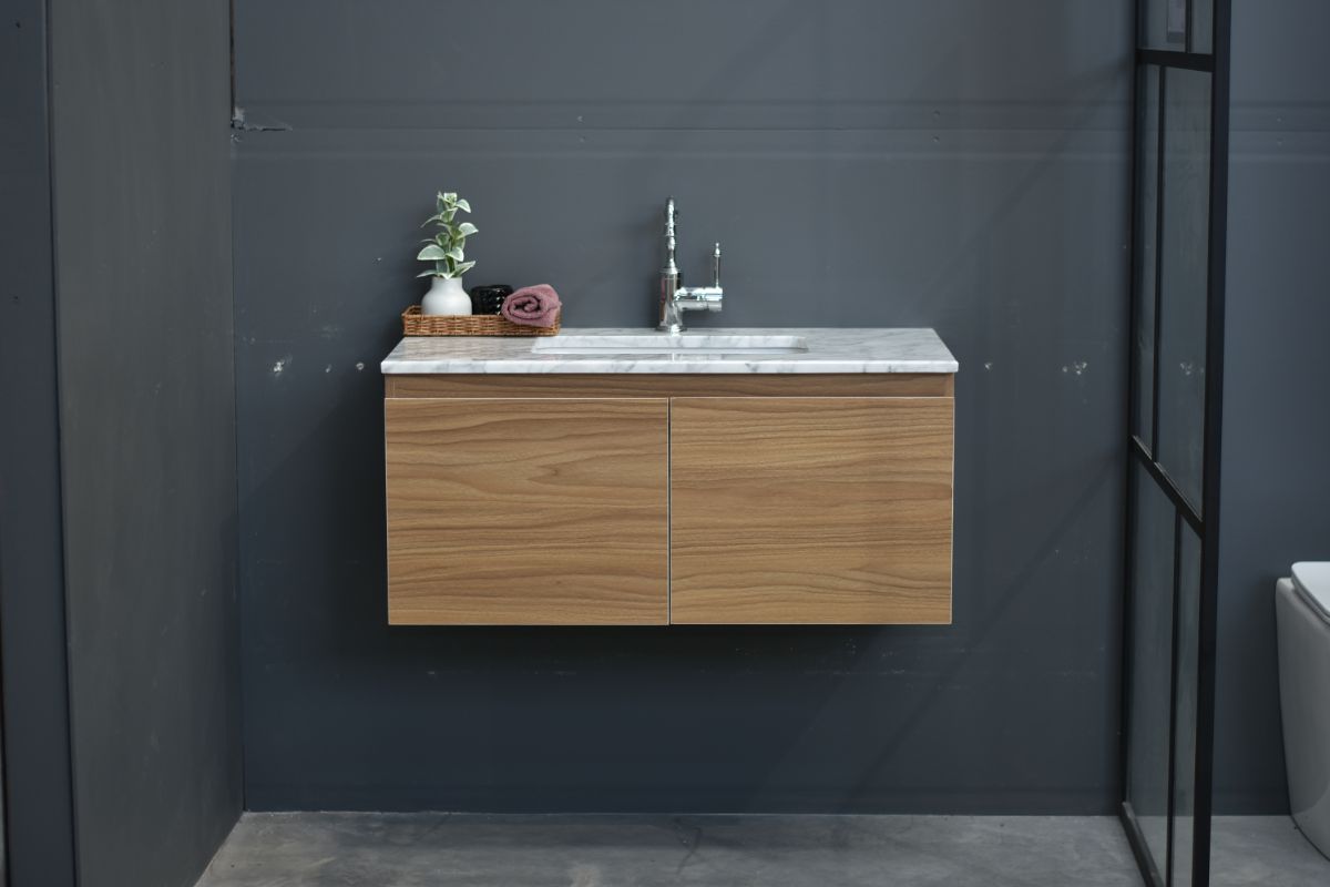 MALOO Sale 900mm Timber Look Wall Hung Bathroom Vanity (FREE DELIVERY UNAVAILABLE ON CLEARANCE ITEMS)