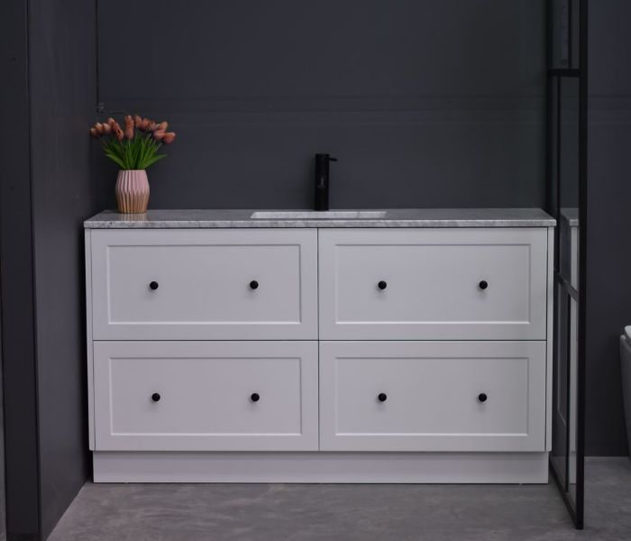 Lily 1500mm Hampton Shaker Style Freestanding Single Basin Bathroom Vanity